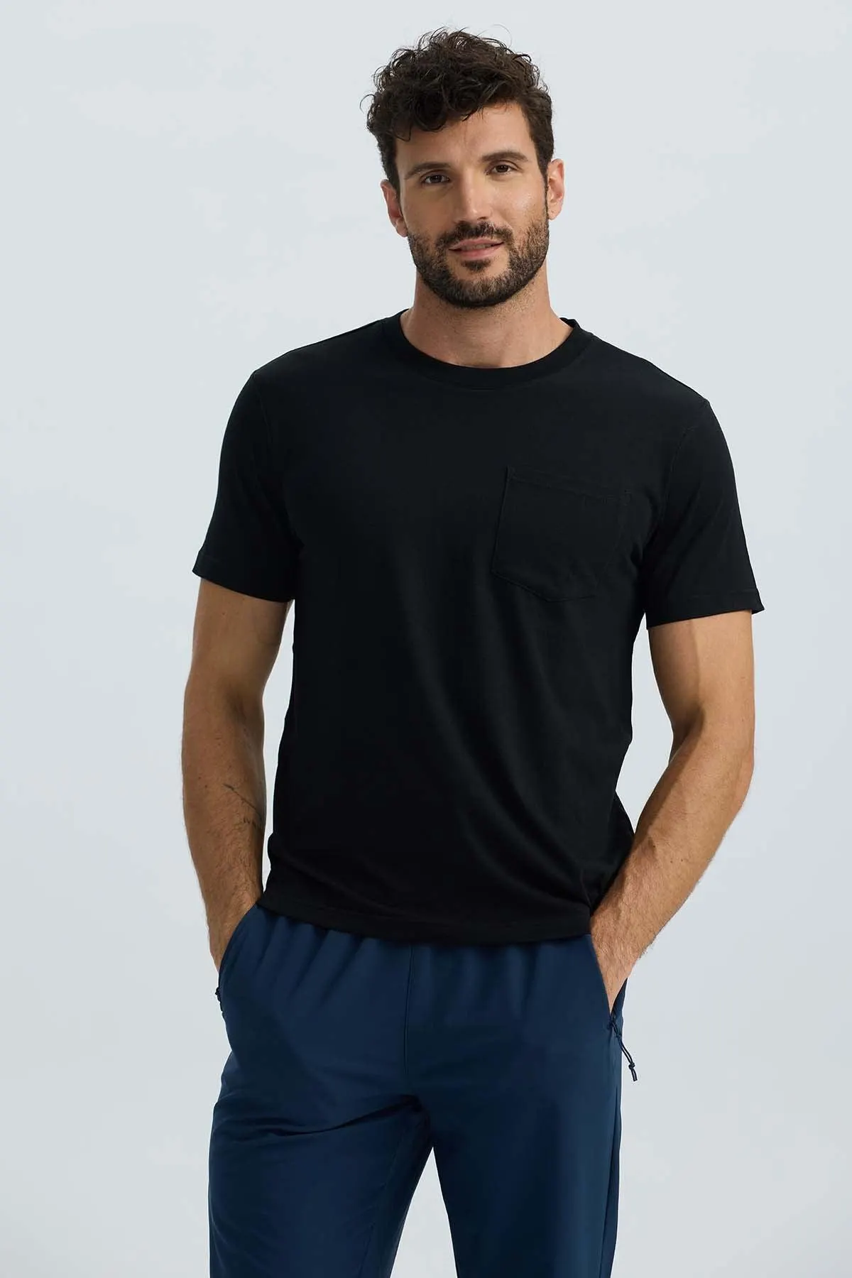Polera Hombre Básica Con Bolsillo Negro