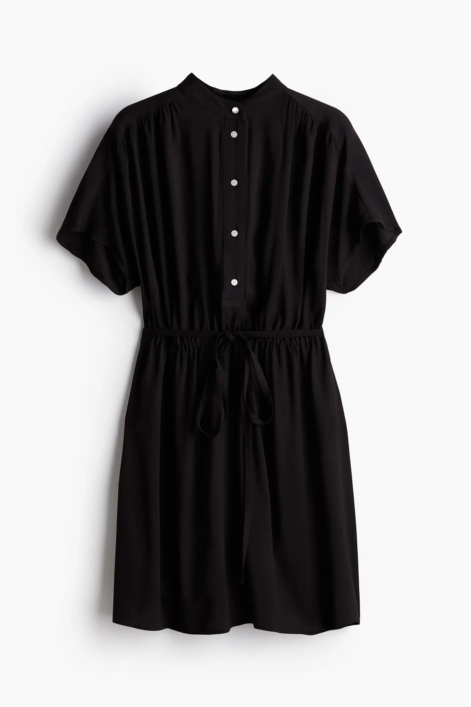 Vestido con cinturón de anudar