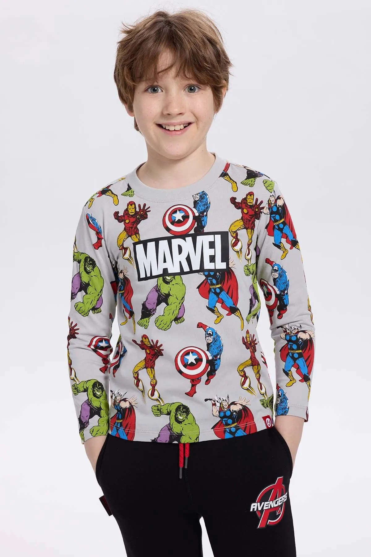 Polera Niño Marvel Gris
