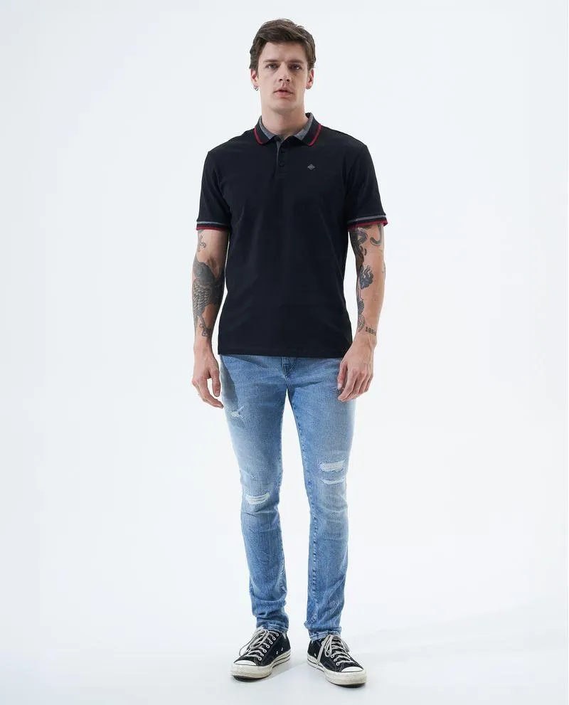 Polo con detalles al contraste para hombre