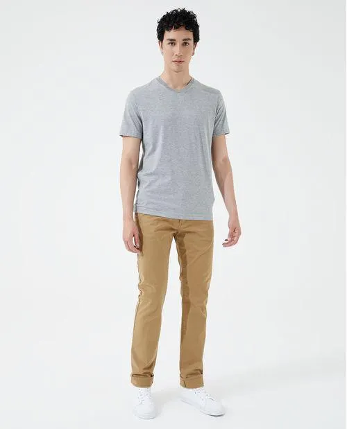 Pantalón tipo chino para hombre