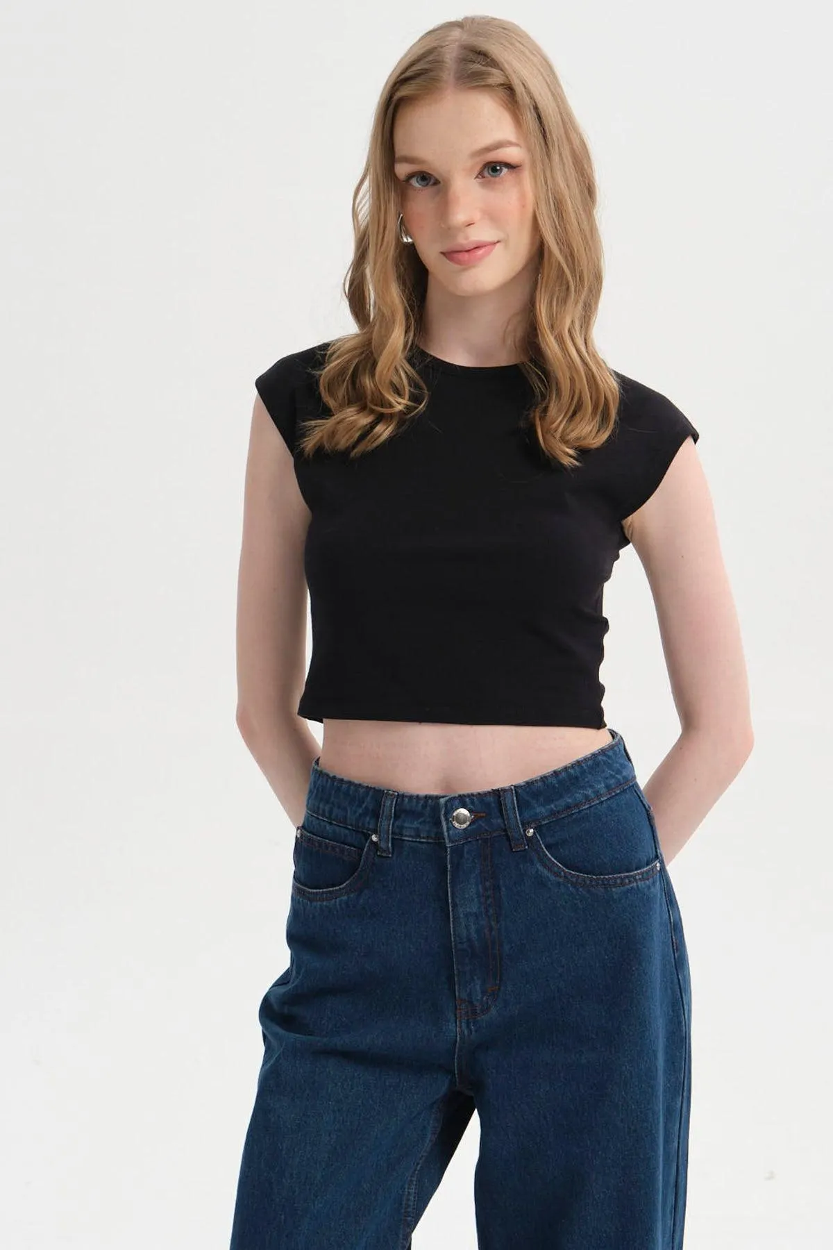 Polera Mujer Crop Negro