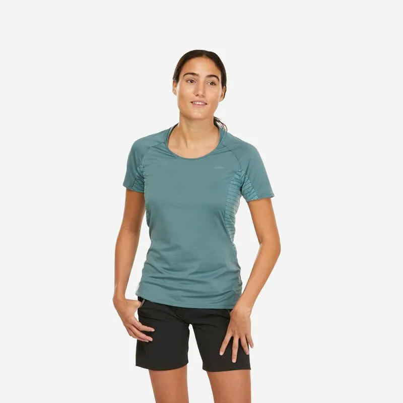 POLERA SENDERISMO MUJER MH500 VERDE