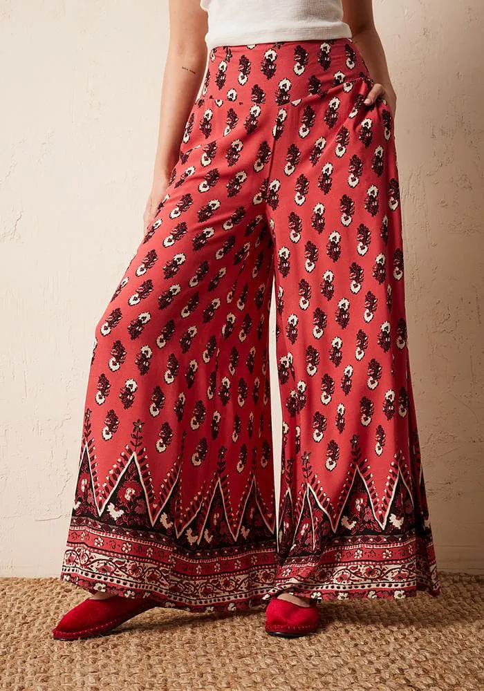 Pantalón Flare Con Pretina Elasticada