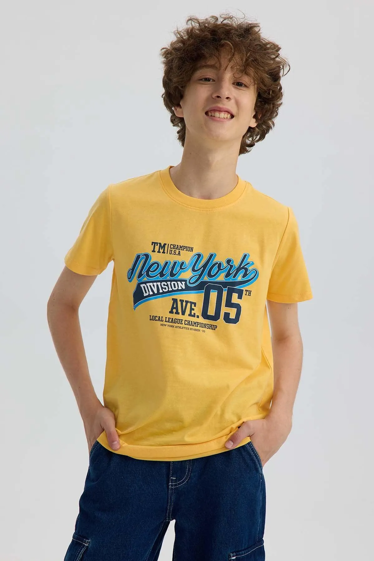 Polera Niño Básica Estampada Amarillo