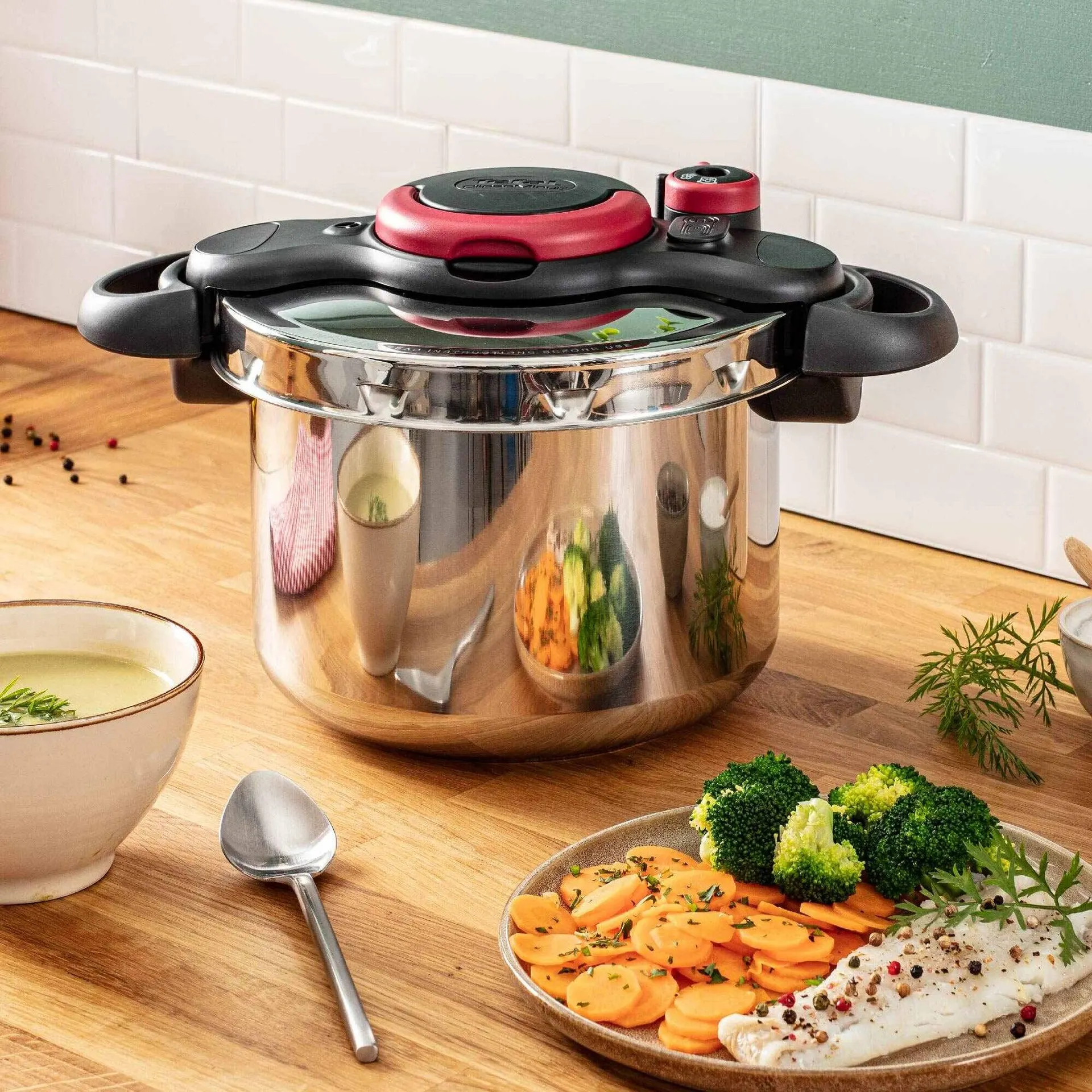 Olla A Presión Clipso Minut' Easy 6 Lts Tefal