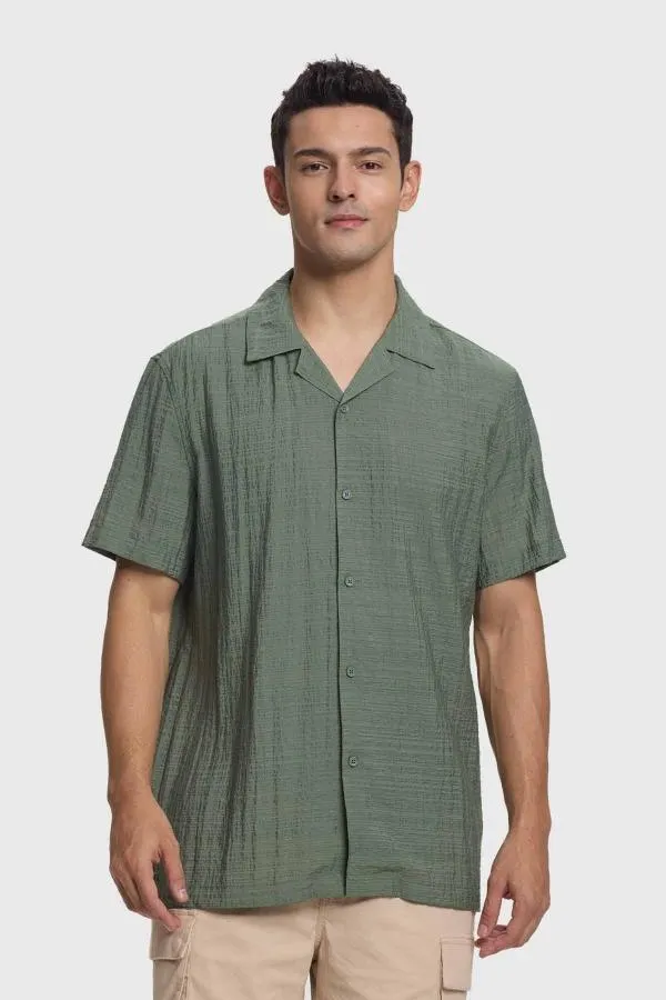 Camisa hombre textura guayabera verde militar