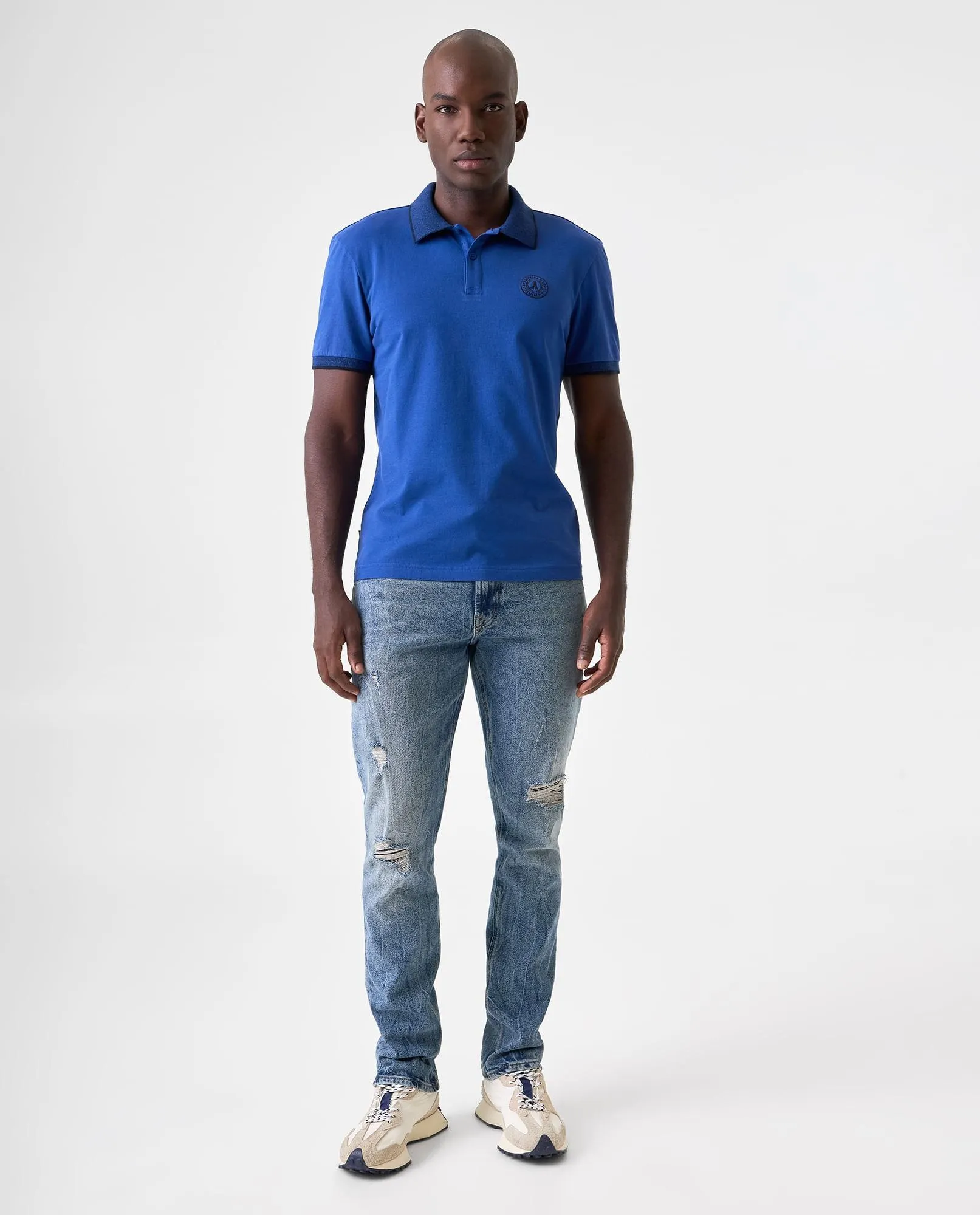 Polo Slim con aplique bordado para hombre