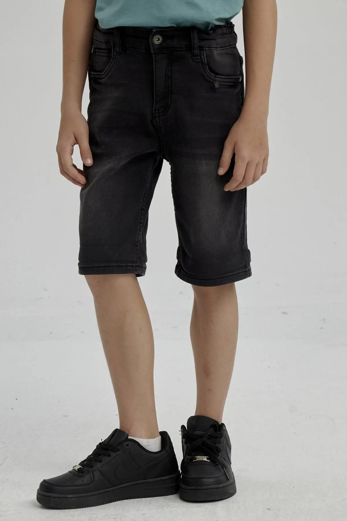 Bermuda Niño Básico Denim Negro