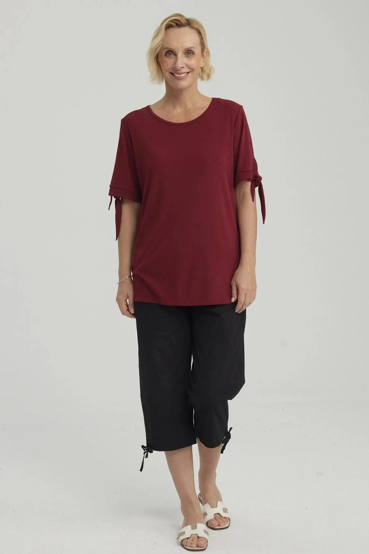 Pescador Mujer Con Cortes Y Apertura Negro