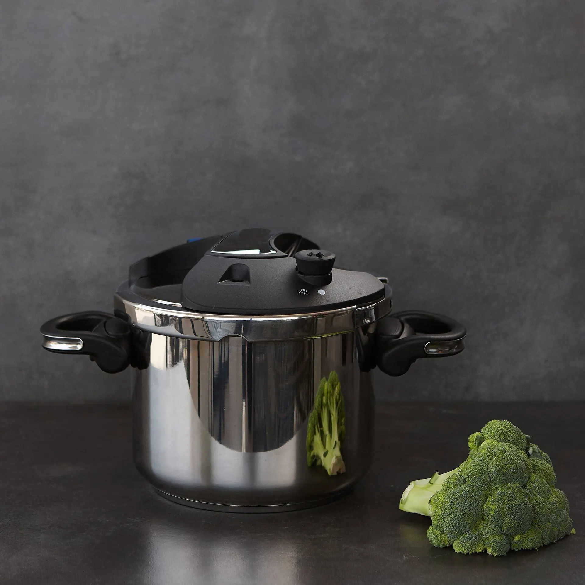 Olla a Presión Nantes 6 lts