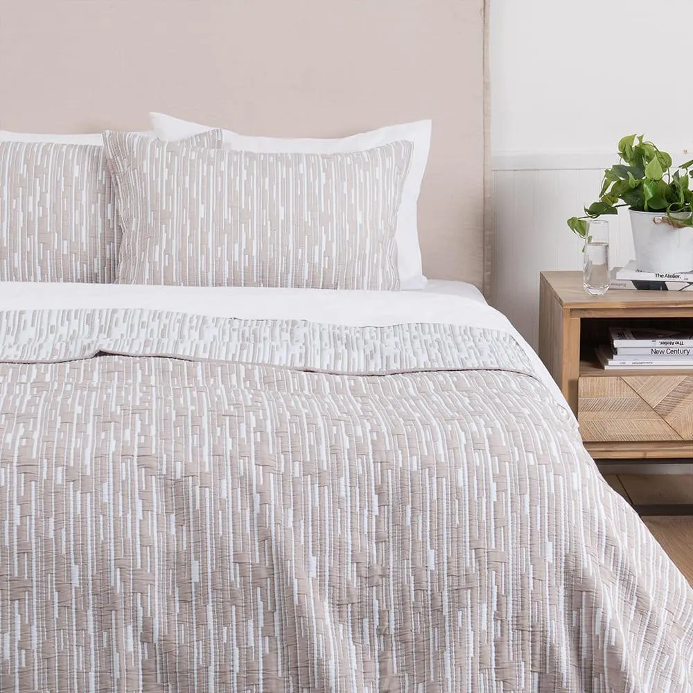 Cubrecama Quilt Jacquard Lorenzo 2 Plazas Beige