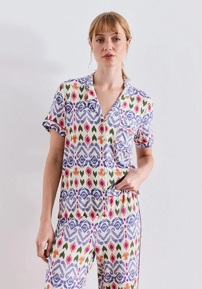 Pijama ligero full estampado con aplicaciones en satín