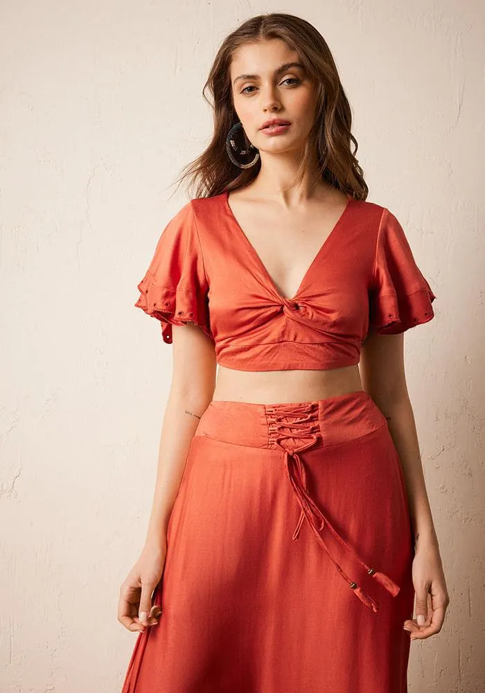 Polera Con Broderie En Mangas Y Torsion En El Escote