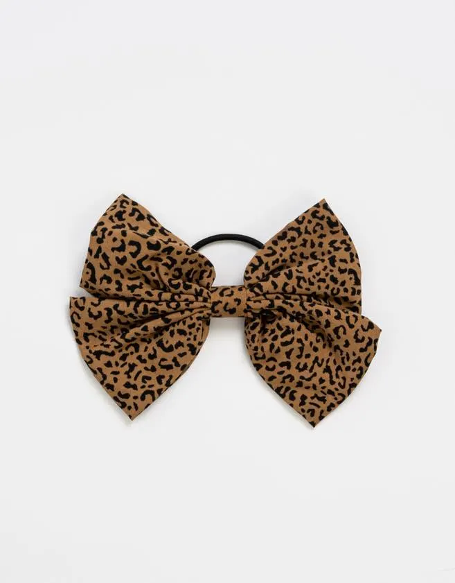 Collet con moño de leopardo