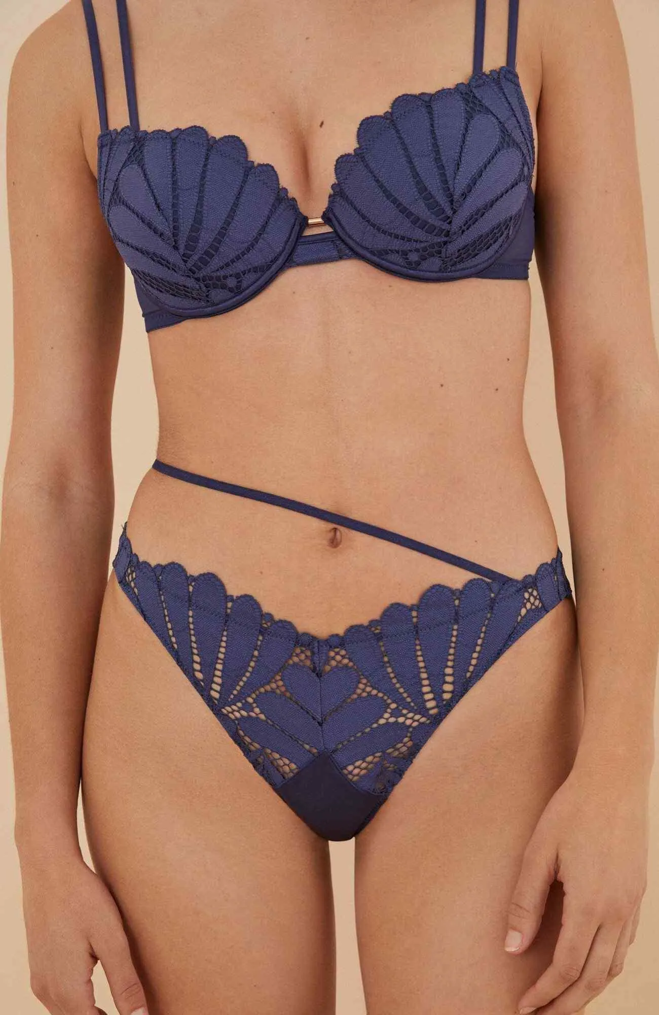 Calzón Brasileño Bordado Encaje Azul Women'Secret Sense