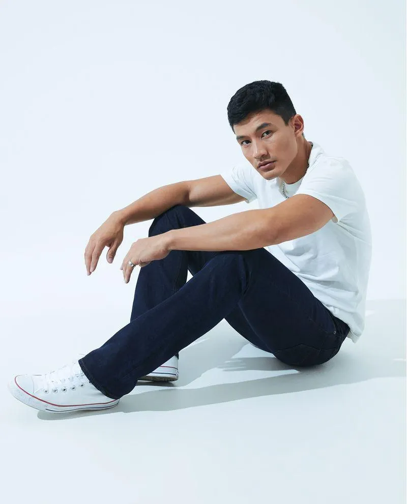 Jean Slim and Straight fit bota recta para hombre