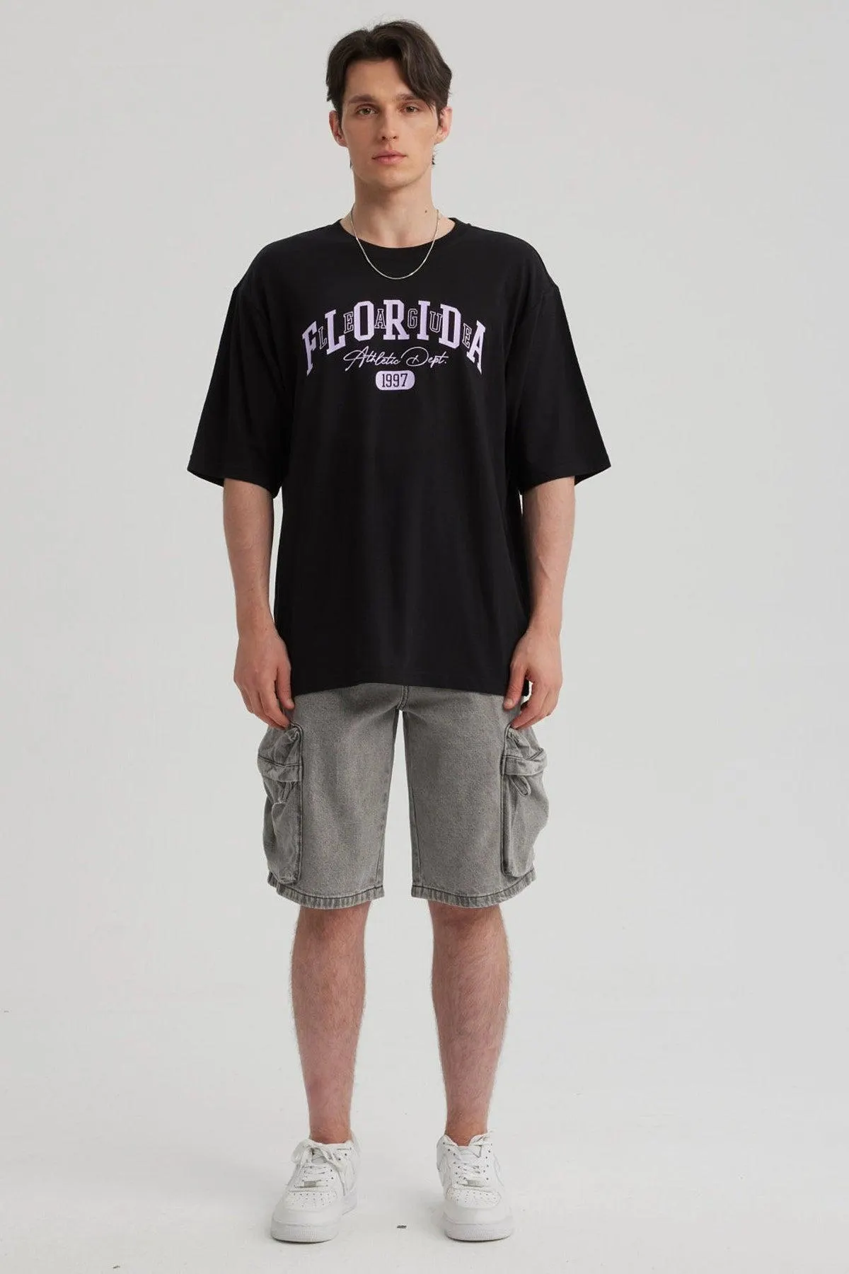 Polera Hombre Texto Frontal Negro