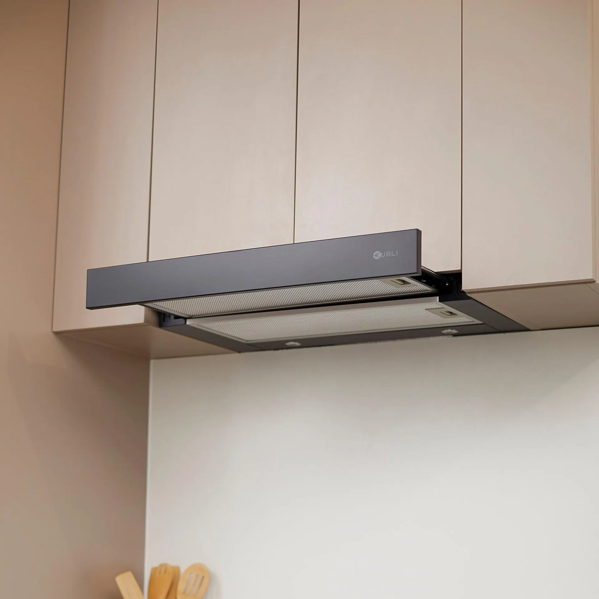 Campana Bajo Mueble Neu Flow Black 60 cm 210 m3/h Kubli