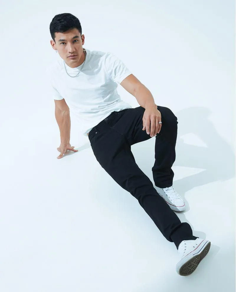 Jean negro cinco bolsillos para hombre