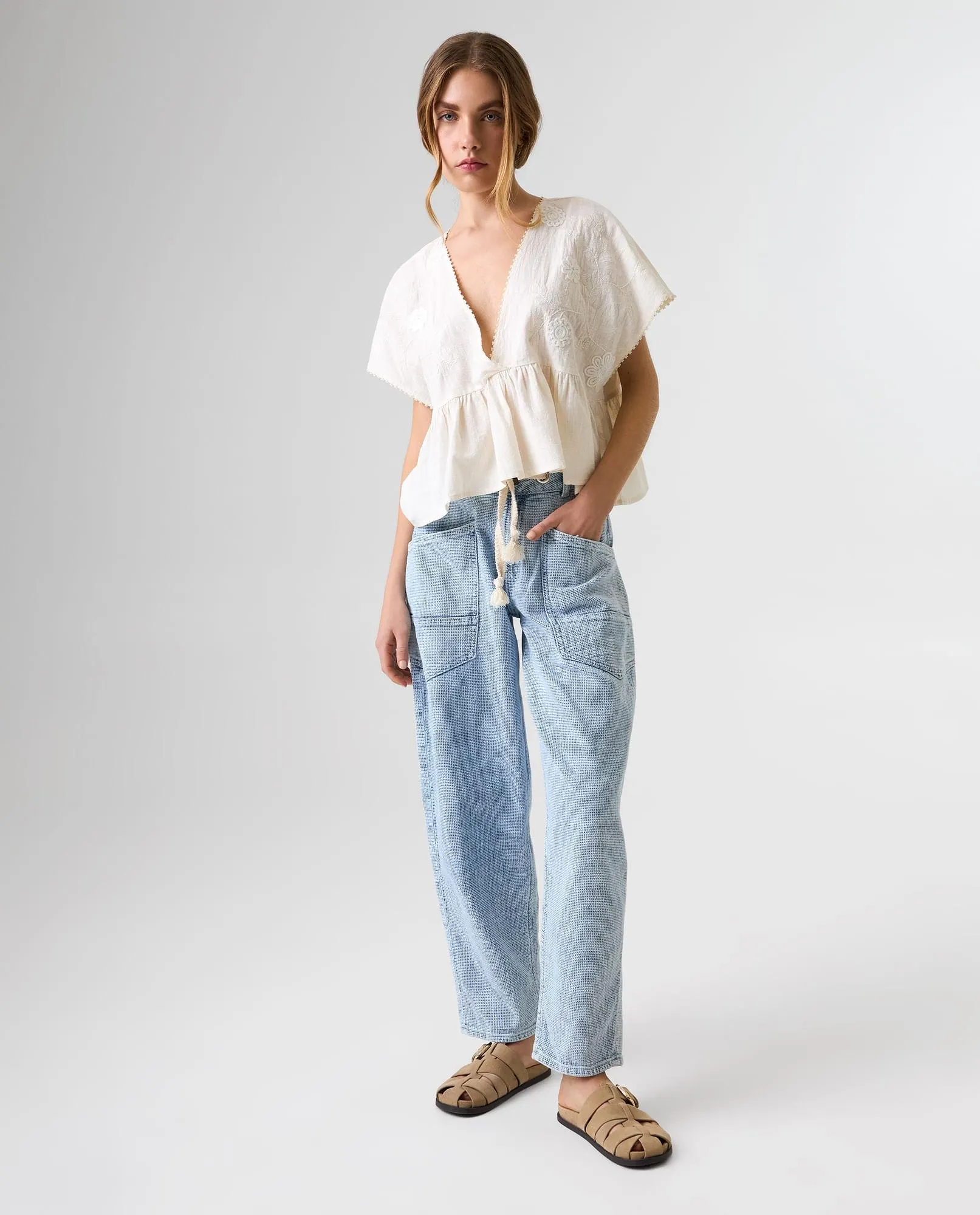 Jean Barrel tipo globo para mujer