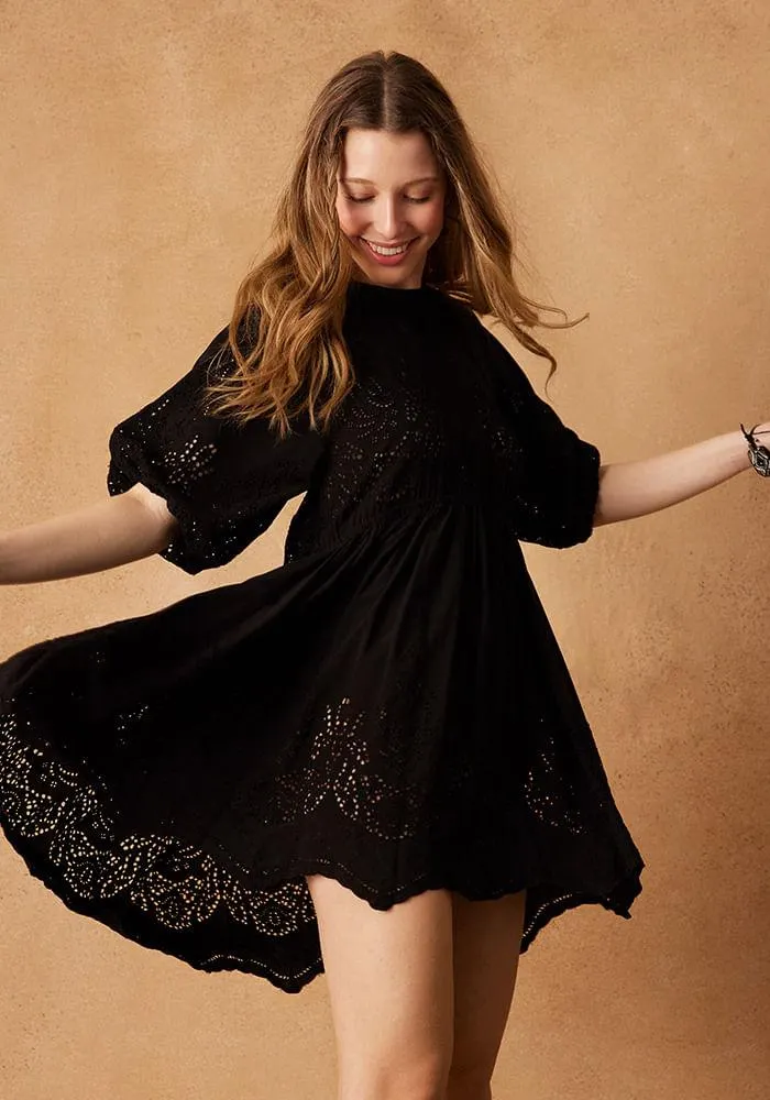 Vestido con mangas aglobadas