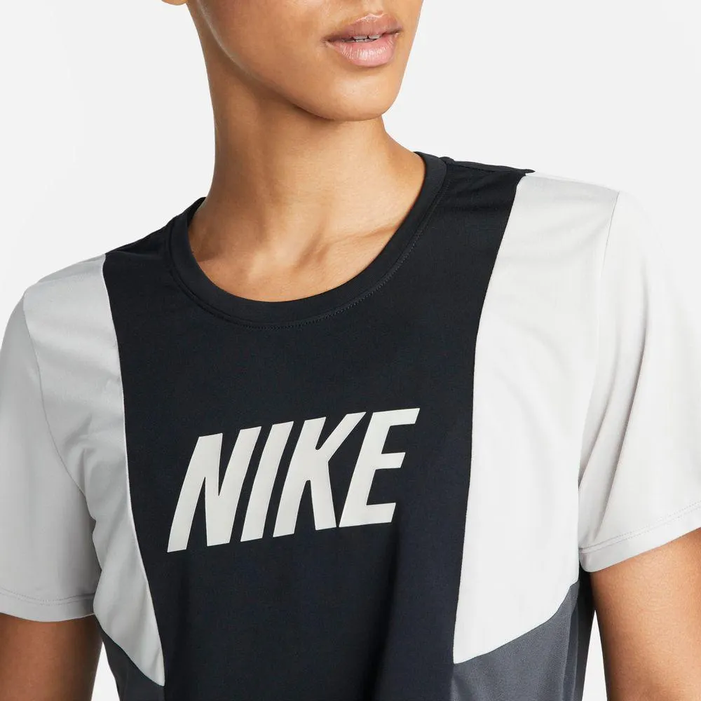 Nike Dri-FIT One