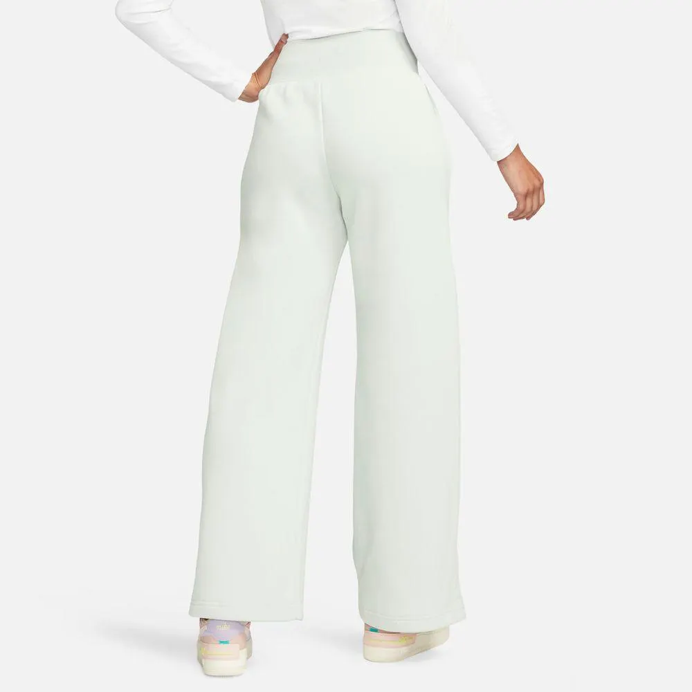 Nike Sportswear Phoenix