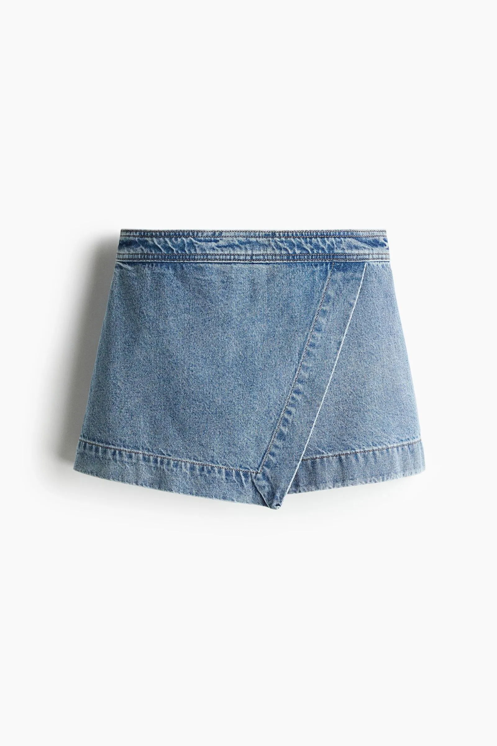 Falda pantalón cruzada en denim