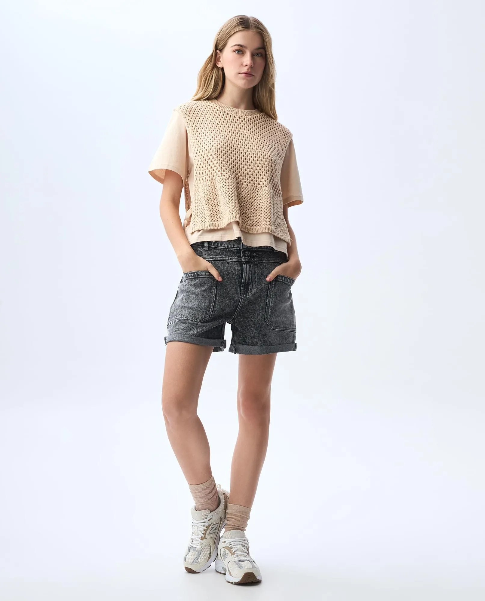 Camiseta con tejido sobrepuesto para mujer