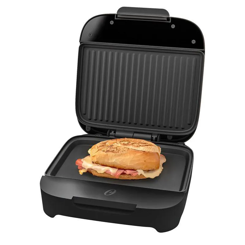 Sandwichera Compacta CKSTSM400 Negro