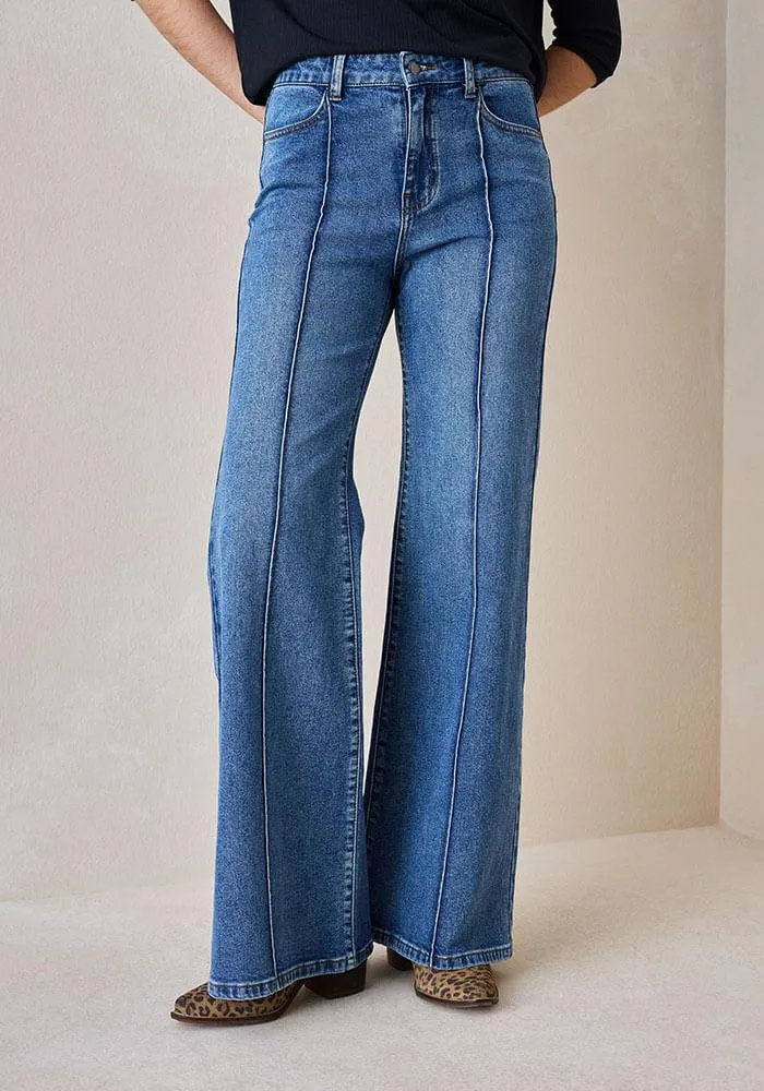 Jeans Cortes En Delantero