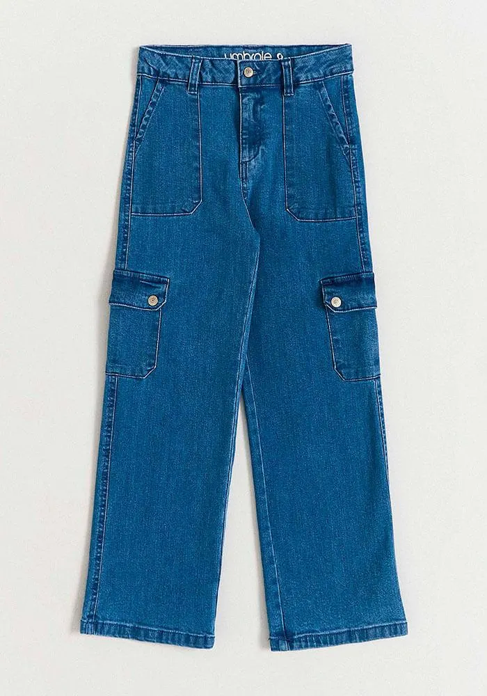Jeans wide leg con bolsillos cargo