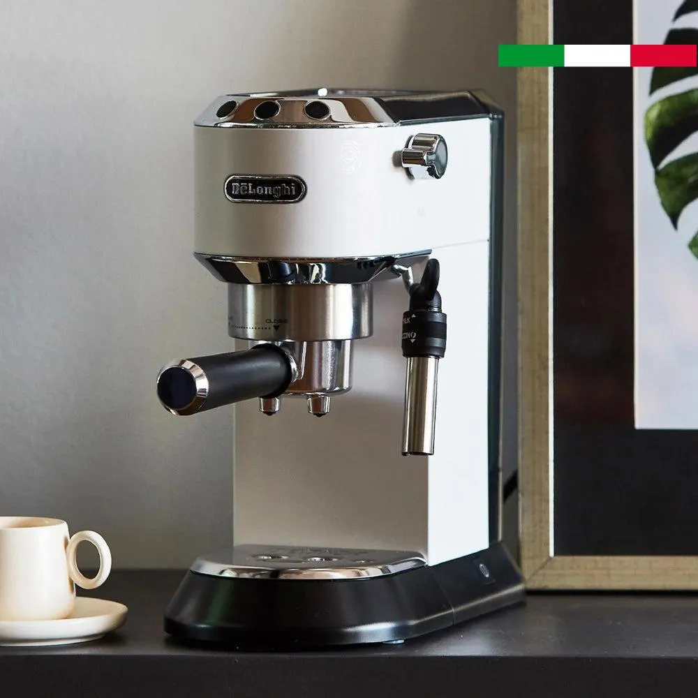 Cafetera Espresso Dedica Style DeLonghi