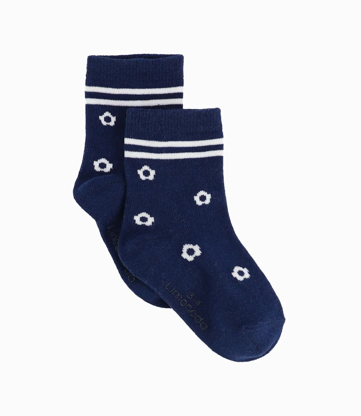 Pinche Niña Con Lazo