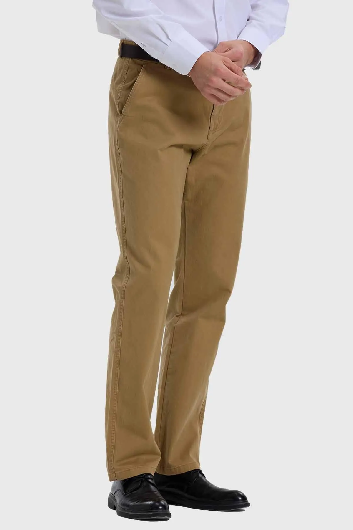 Pantalón Hombre Modelo Chino Cinturón Camel