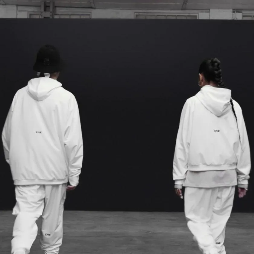 Chaqueta Deportiva con Capucha Z.N.E. Tejida Cierre Frontal