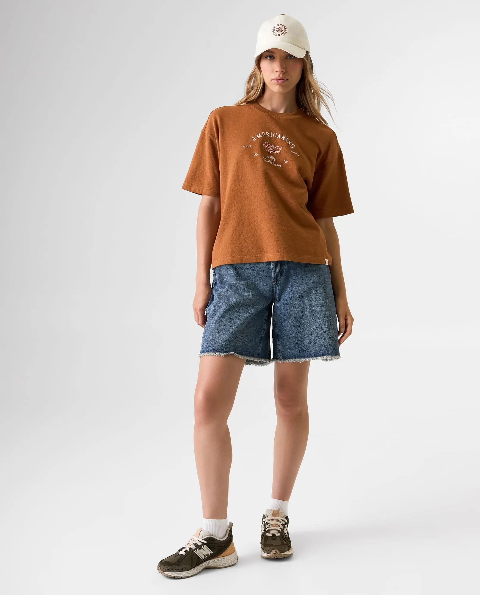 Camiseta cuello redondo con detalle estampado para mujer