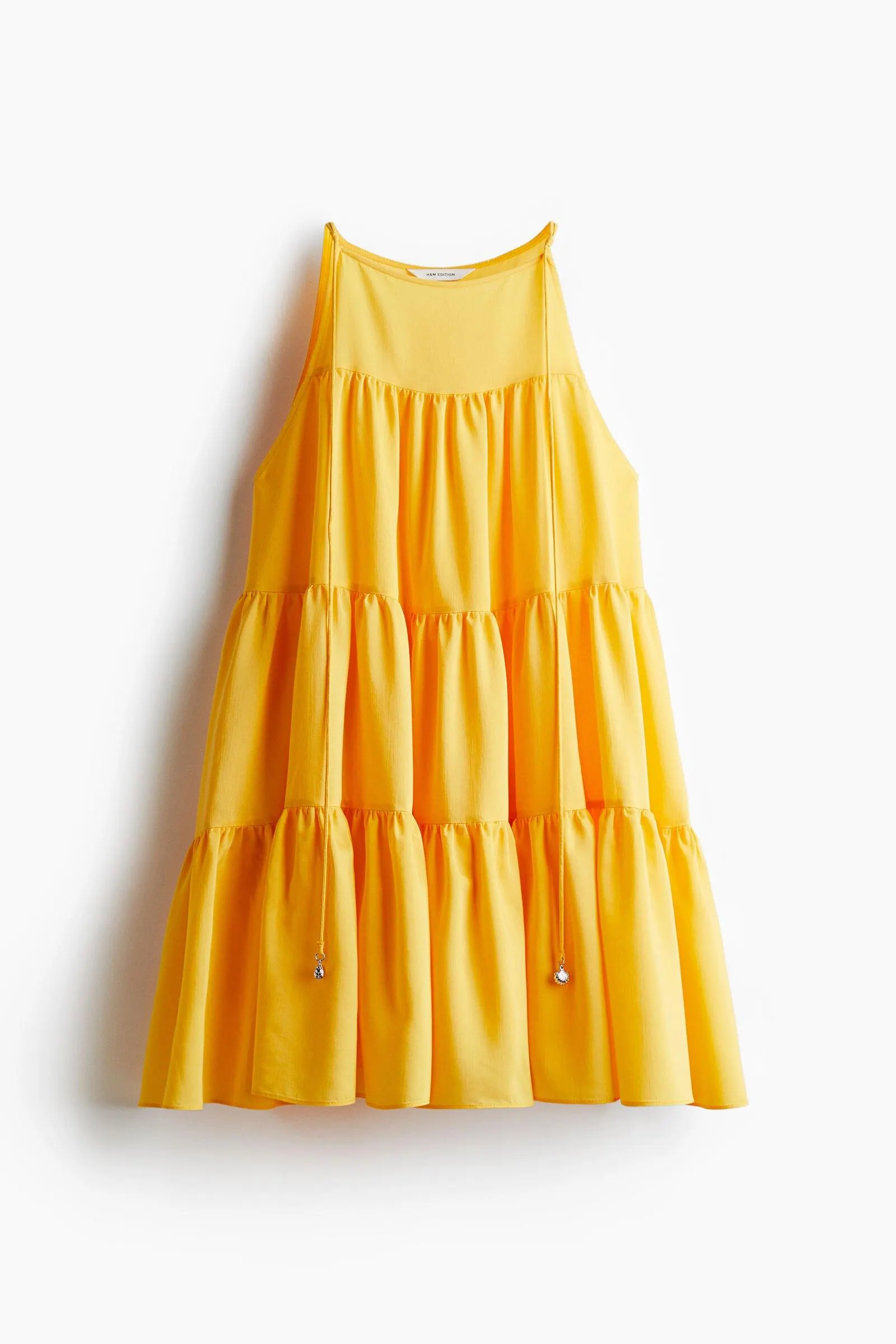 Vestido escalonado de corte evasé