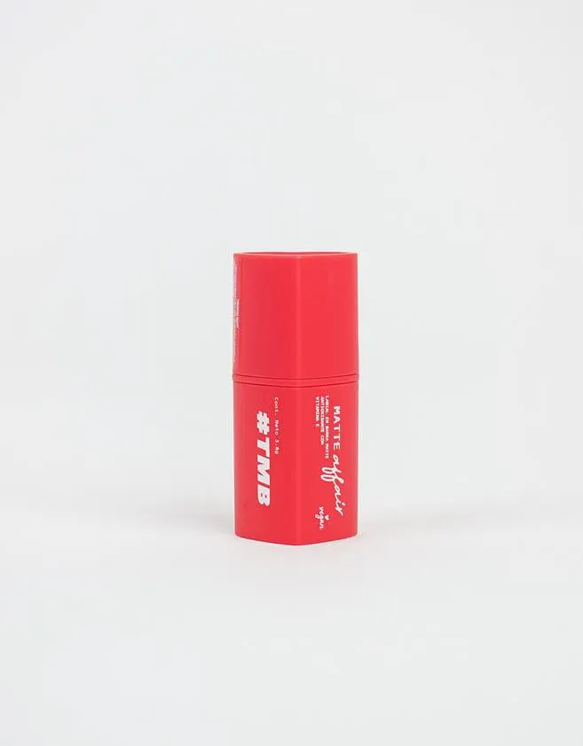 Labial en barra matte affair "party proof" - coral