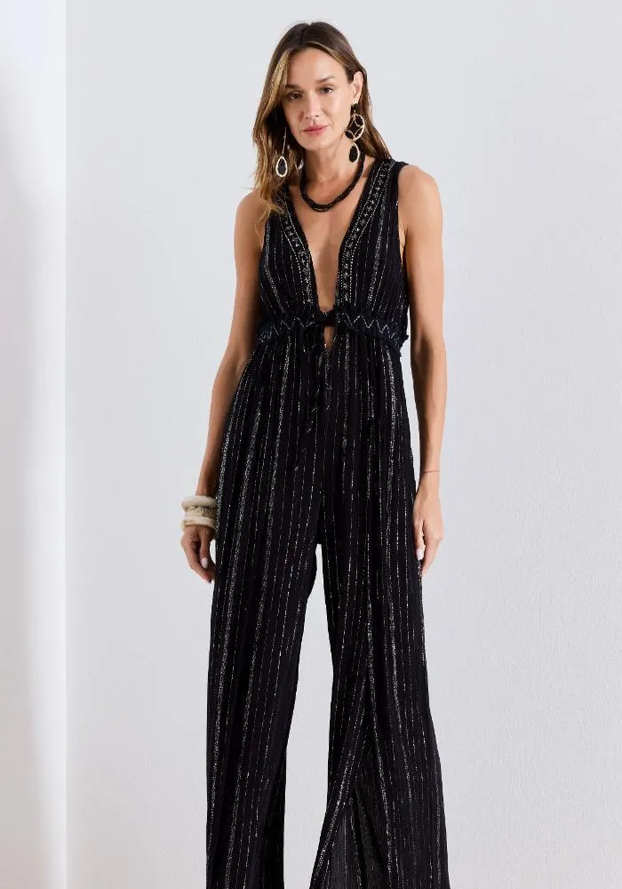 Enterito aplicacion de mostacillas en escote y corte