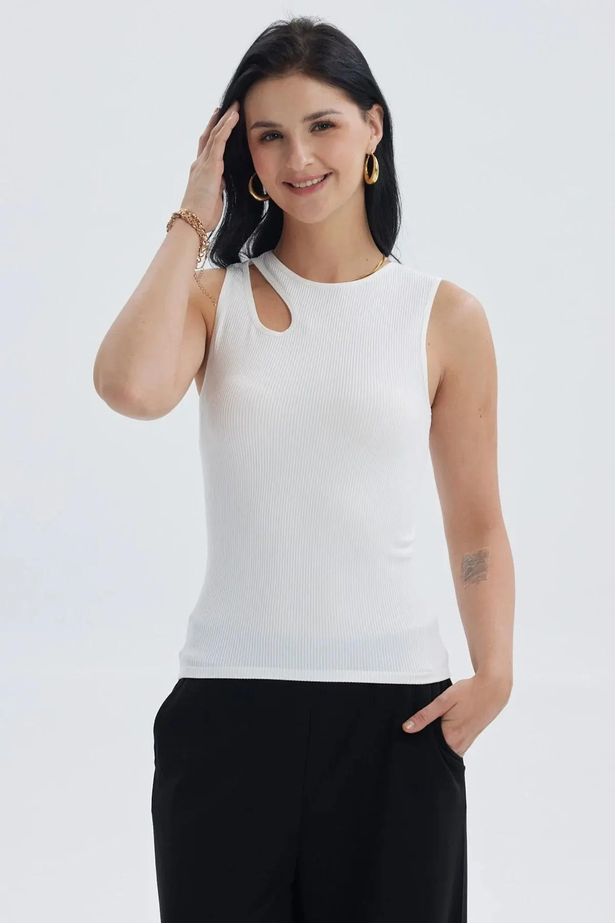 Polera Mujer Lisa Abertura Crudo