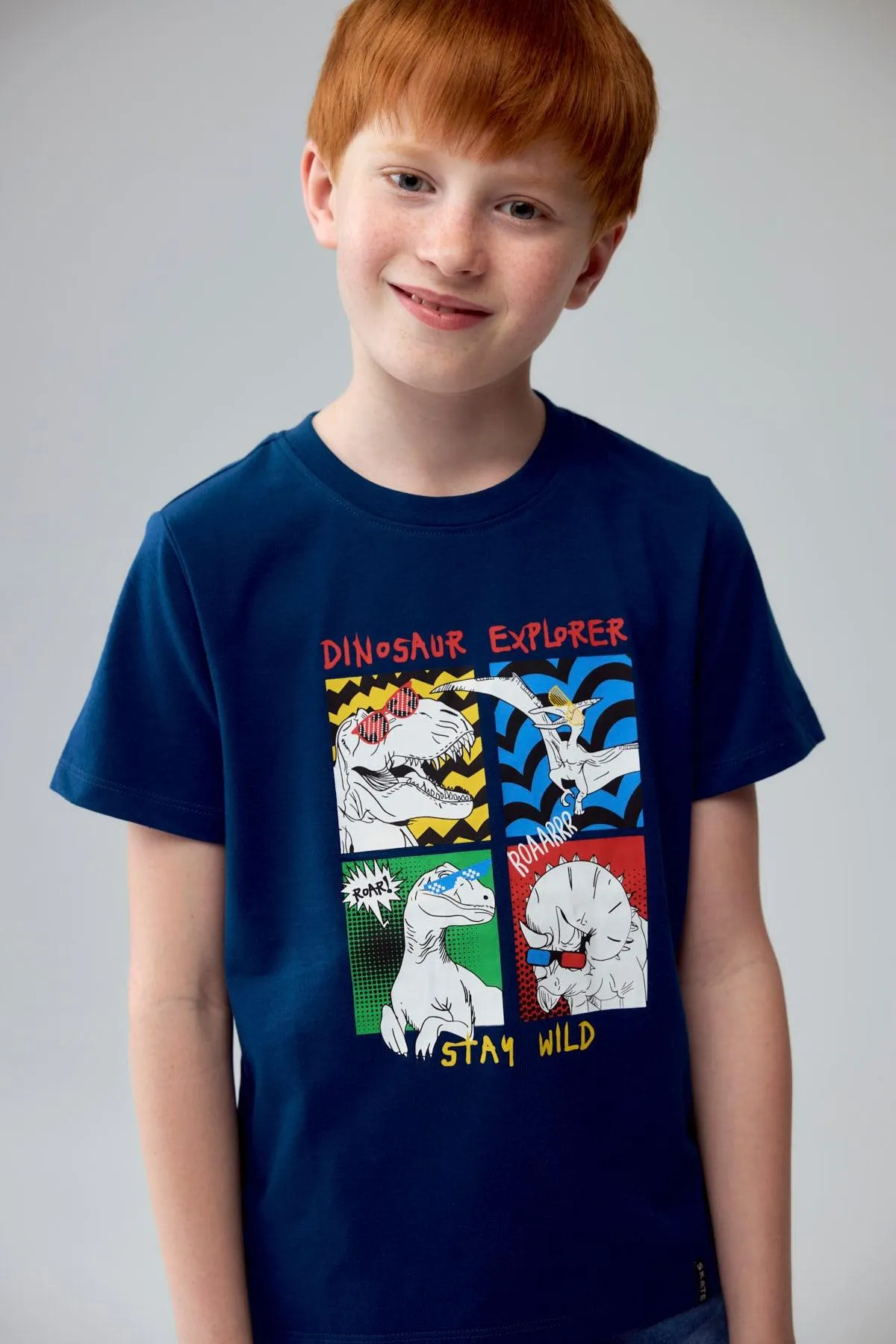 Polera Niño Básica Estampada Azul Petroleo