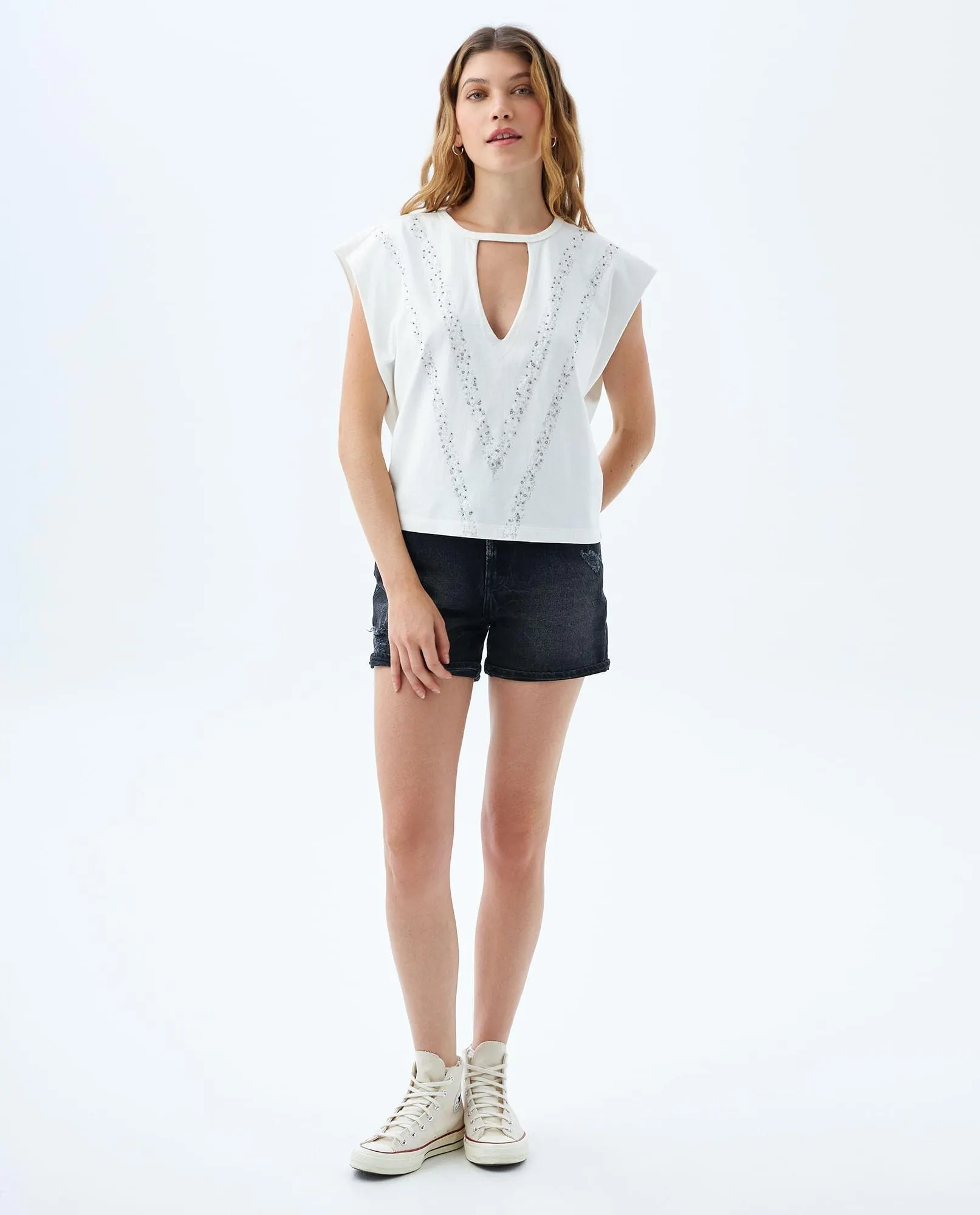 Camiseta con bordado de lentejuelas para mujer