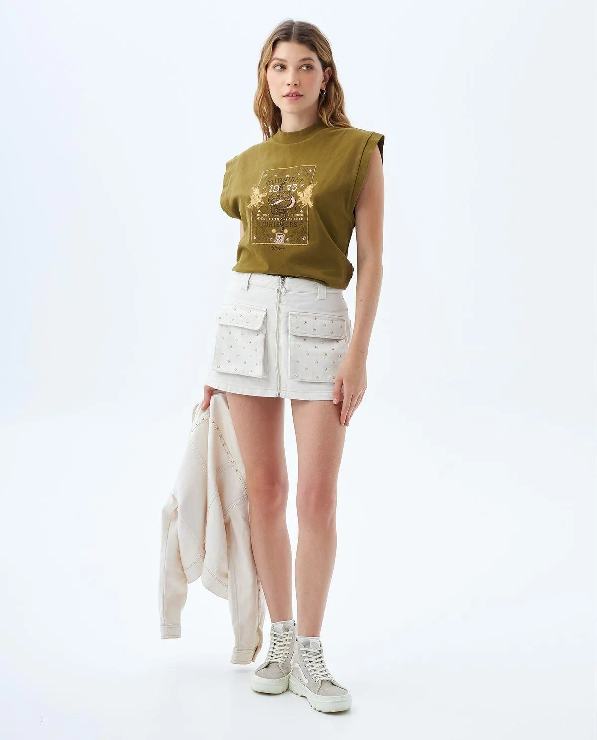 Camiseta manga sisa estampada para mujer