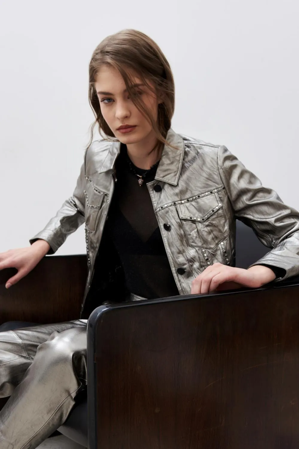 campera oposite cuero