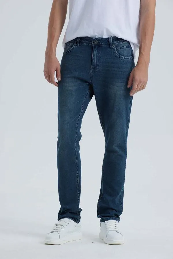 Jeans hombre slim 701 azul
