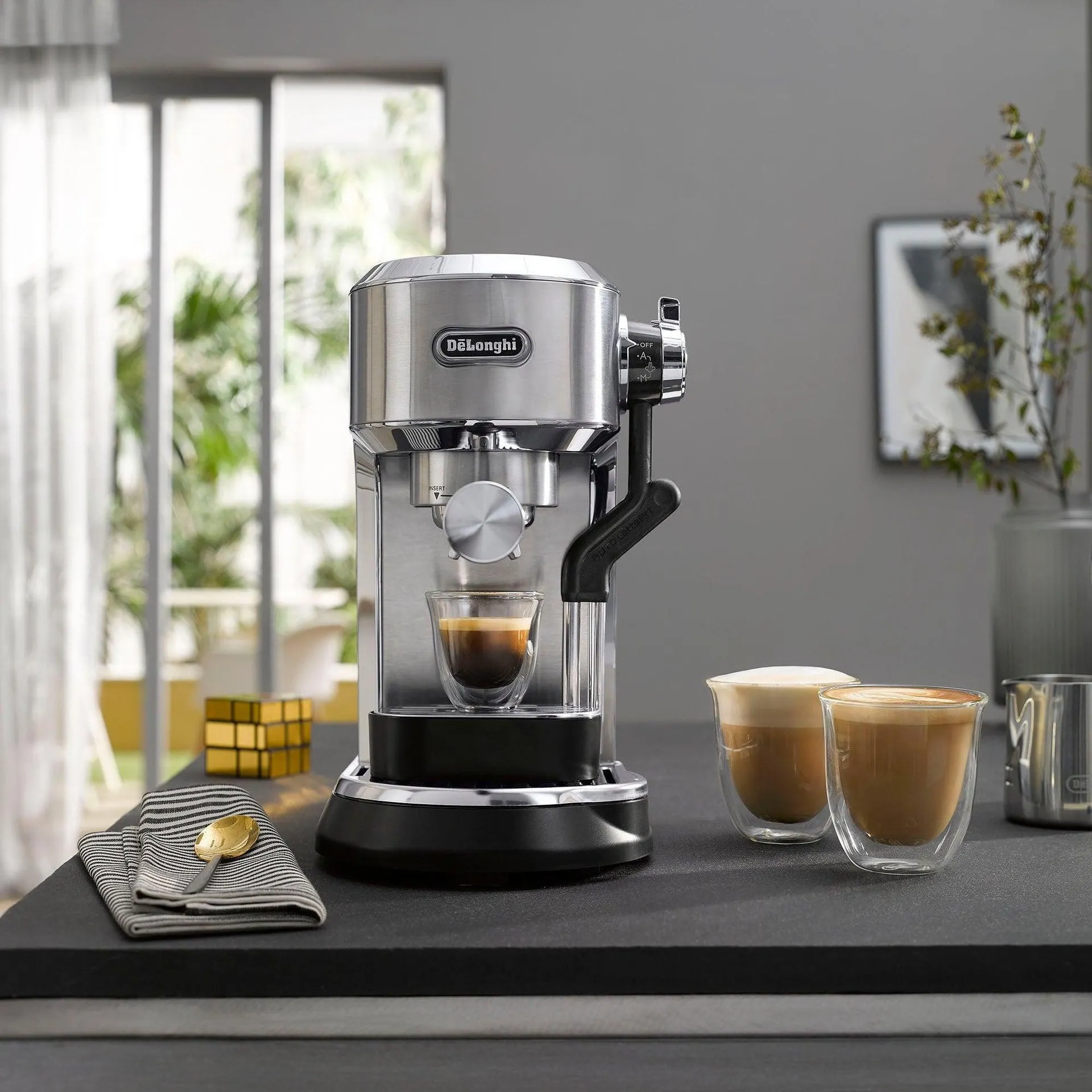 Cafetera Dedica Maestro Plus Delonghi