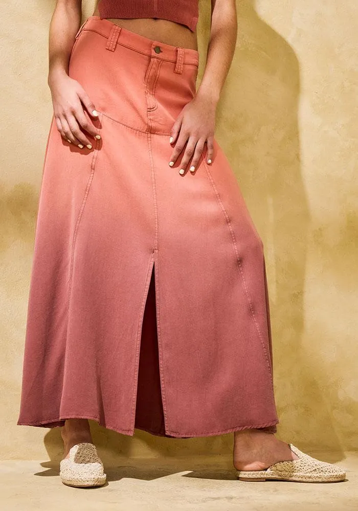 Falda degradada con cortes