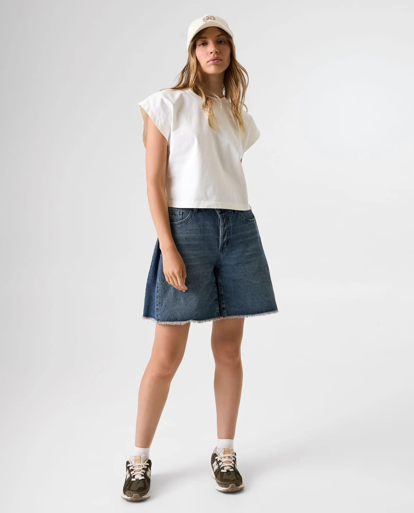 Camiseta manga sisa para mujer